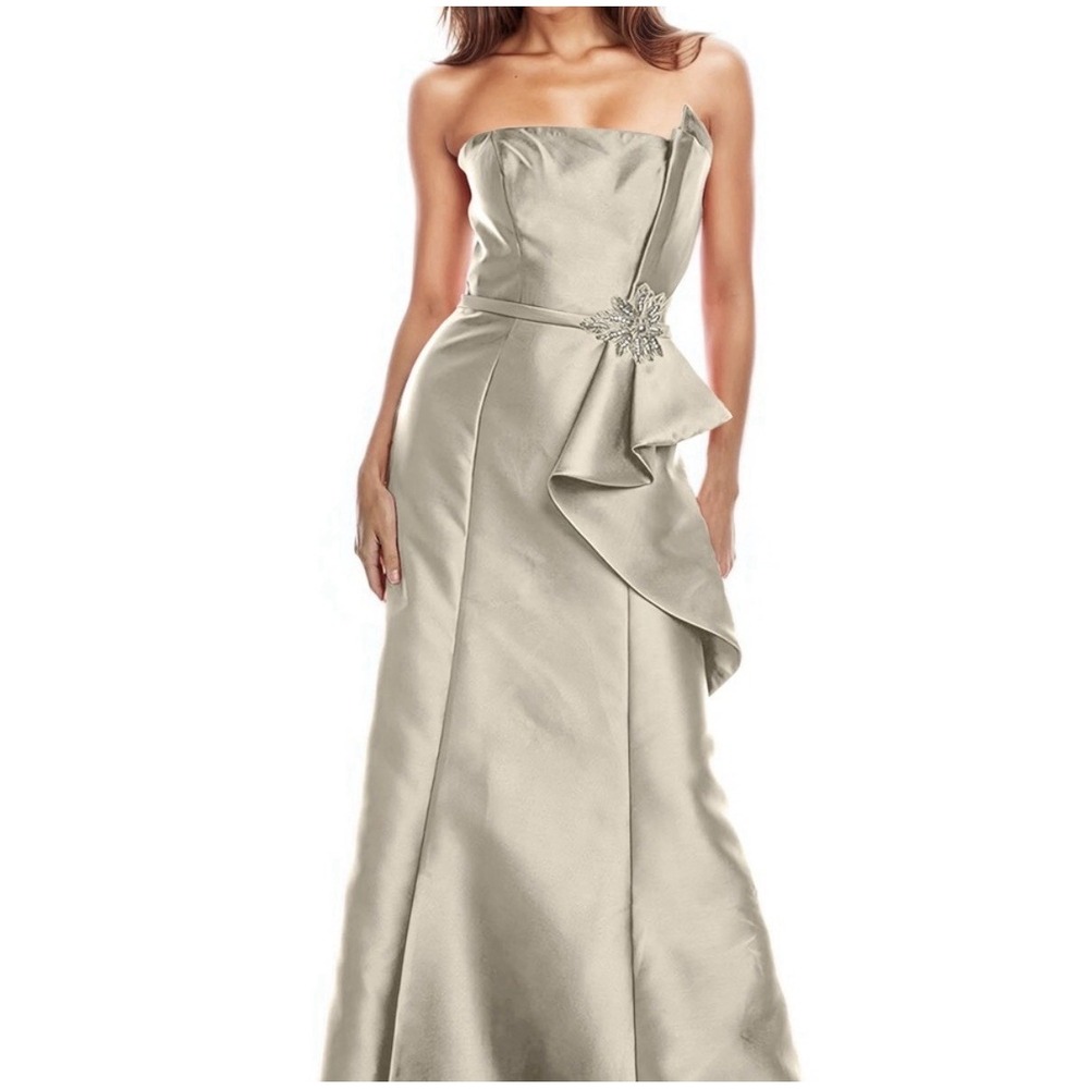 RENE RUIZ Women's Plus Size 16 Strapless A Line Champagne Ball Gown NWT $399